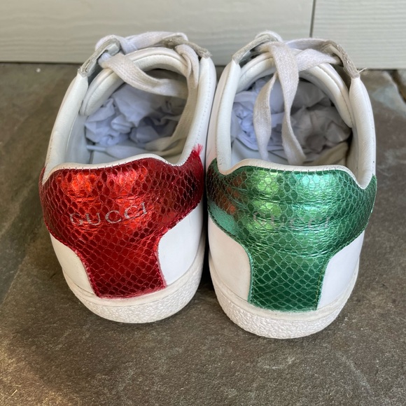 Gucci Ace Sneakers with Bee Embroidery - Picture 4 of 15
